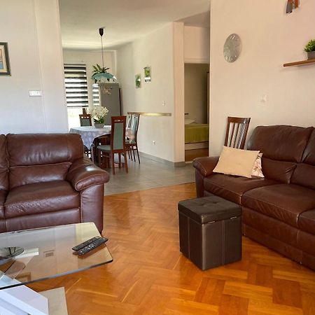 Apartment Bilja Рогозниця Екстер'єр фото